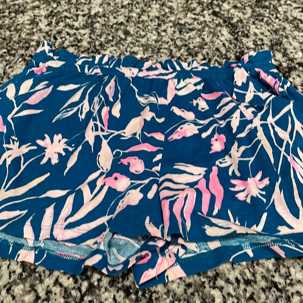 Lilly Pulitzer girls pull on shorts L 12/14